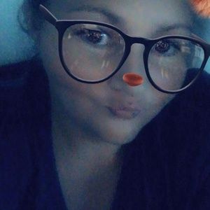 Meet your Posher, Anita